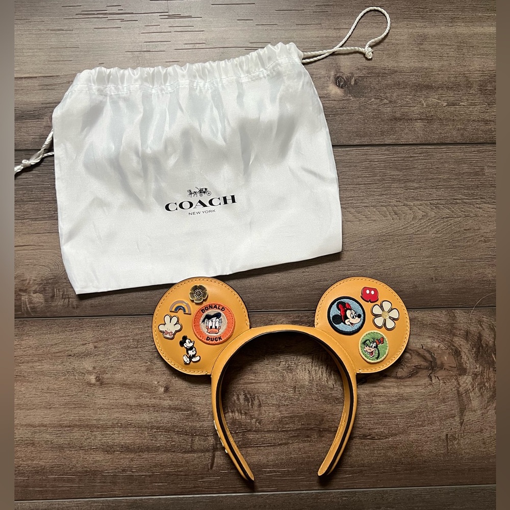 Brand New — Disney x COACH Disneyland Paris limited Edition Mickey Ears - Picture 2 of 10